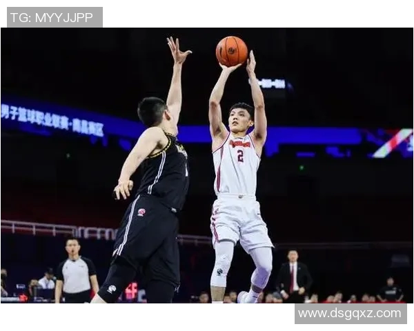 徐杰在篮球亚运选拔赛中的精彩表现与未来发展潜力分析 徐杰在篮球亚运选拔赛中的精彩表现与未来发展潜力分析