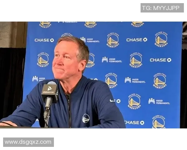 勇士主帅透露库里复出时间表，球迷：揭幕战再见斯特芬？